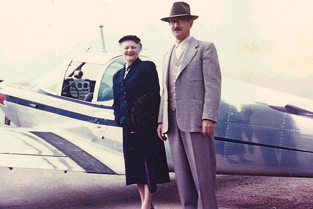 Emma & Lynton Scharff with Pappy's airplane